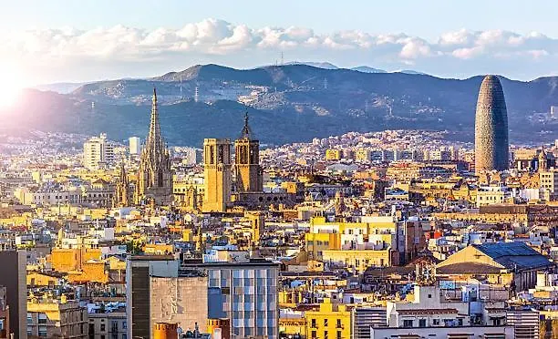 Cozy Yacht Lodge In Barcelona With Boat Tour Option Sant Adria de Besos