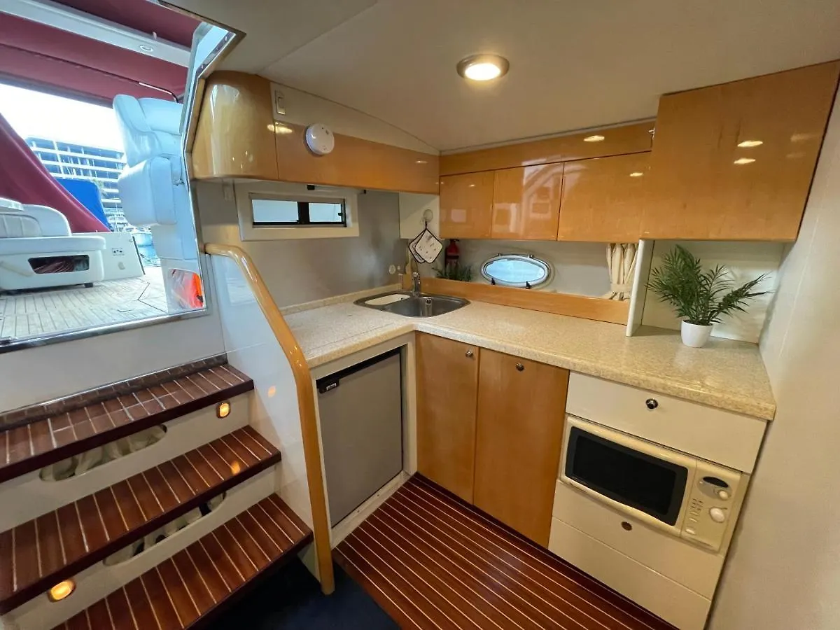 Cozy Yacht Lodge In Barcelona With Boat Tour Option Sant Adria de Besos 0*,
