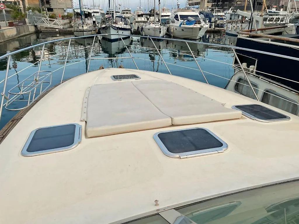 Cozy Yacht Lodge In Barcelona With Boat Tour Option Sant Adria de Besos